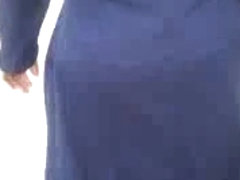 flashing hijab ass