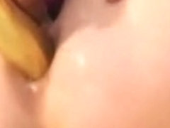 Making her cum after i blow on her face