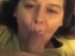 Amateur girl eats cum from the plate
